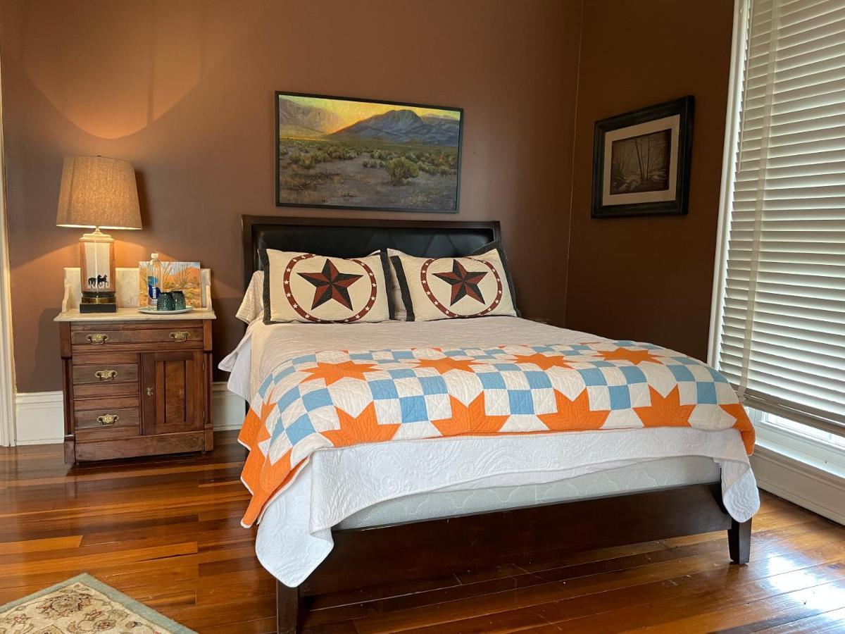 Wildflower Ranch Inn Springfield ภายนอก รูปภาพ